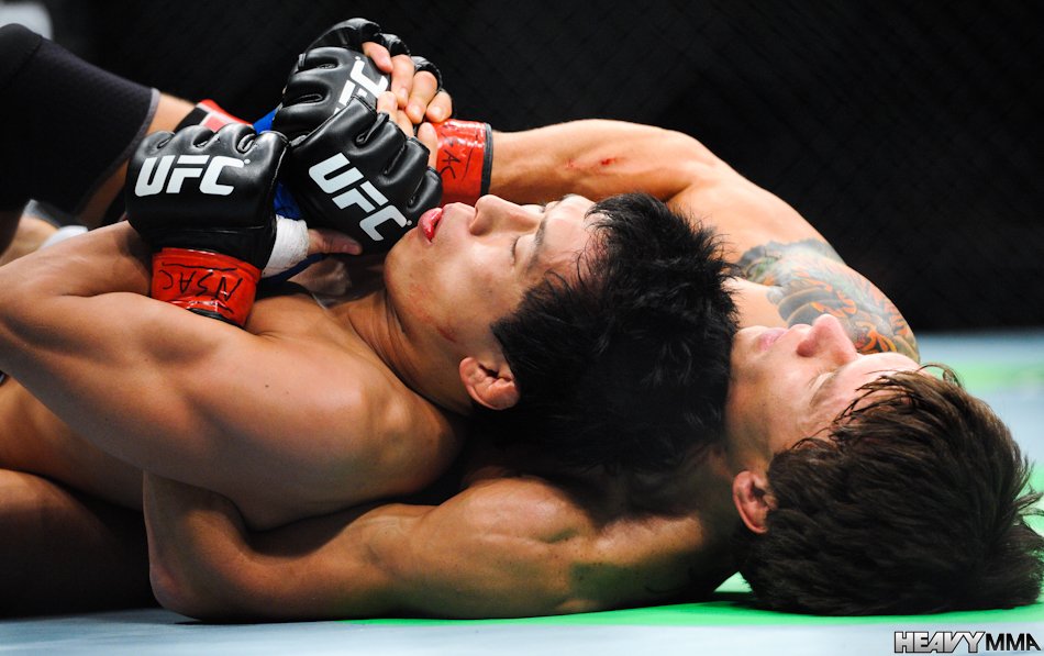 UFC132 Bowles Mizugaki-3