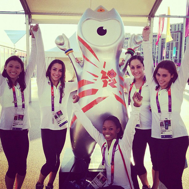 US Women's Gymnastics Team with London Olympics Mascot