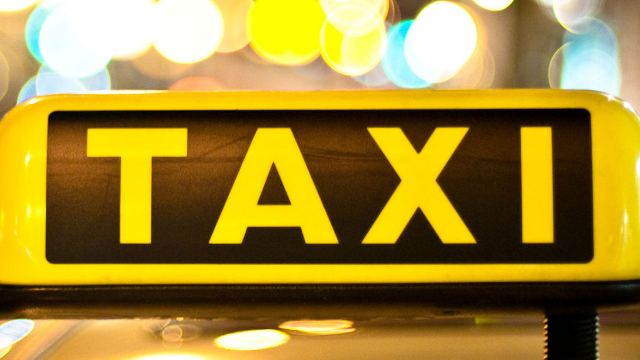 Chicago Taxi Companies Sue Uber