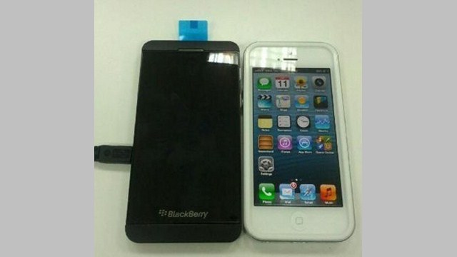 BlackBerry 10 vs. iPhone 5