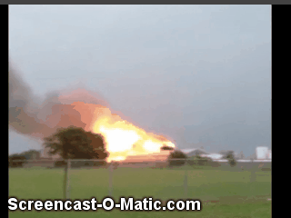 NEW GIF: Apparent video of huge explosion from fertilizer pla... on Twitpic