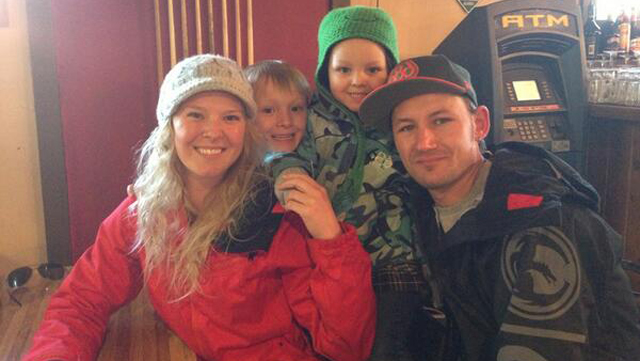 Elliott Neese's Wife and Kids