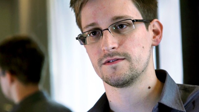 Edward Snowden Asylum, Edward Snowden Iceland