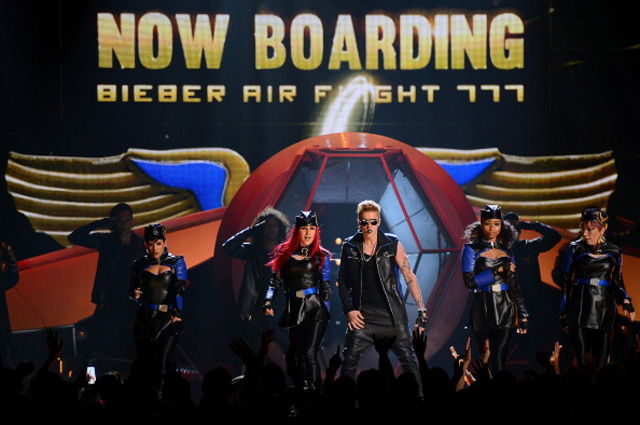 Billboard Music, Justin Bieber, Justin Bieber Space, Justin Bieber Flight
