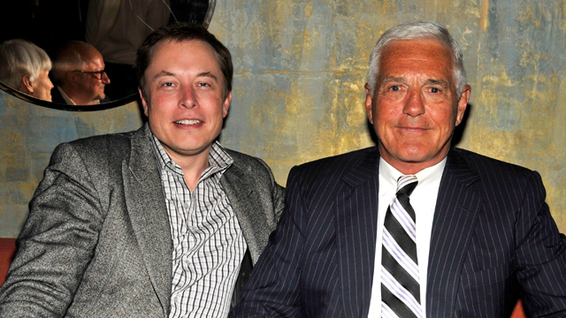 Tesla Motors CEO Elon Musk (L) and General Motors executive Bob Lutz attend the Tribeca Film Festival after-party (Getty Images)