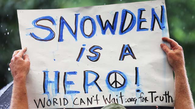 Activists Rally In New York In Support Of Edward Snowden