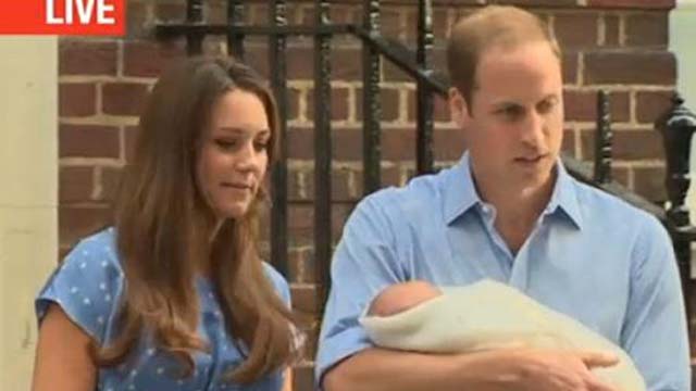 Royal Baby, Appearance, Boy, Kate Middleton, Prince William, Lindo Wing, St. Mary's, Hospital Steps, Princess Diana, Duchess of Cambridge, Duke of Cambridge, Kate Middleton, Prince William, Prince Harry, London, Father, Mother, Crowd, Security