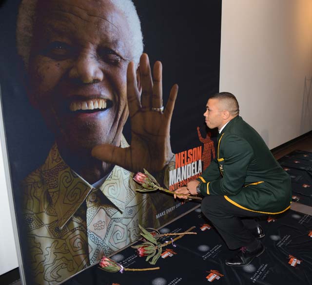 Nelson Mandela, Celebrity Twitter, Tweets, Prayers