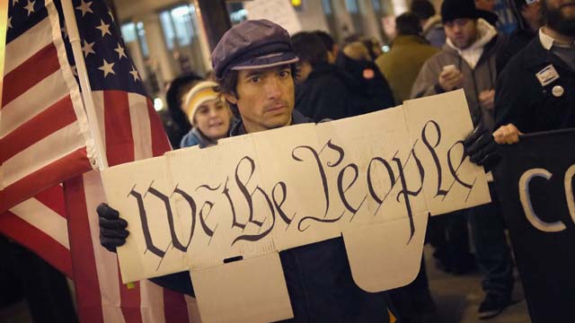 Occupy Chicago Holds Rally
