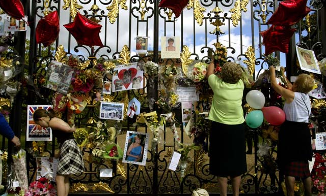 Princess Diana Paris Murder Car Crash Dodi Al-Fayed SAS Letter Parents