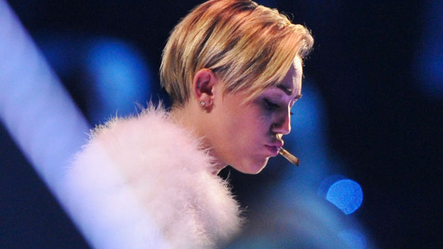 Miley Cyrus Joint Smoking MTV Europe Music Awards EMA Amsterdam Dutch Government Investigating Miley Cyrus