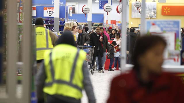 Walmart Black Friday Bomb Threat Scare Store Evacuated 