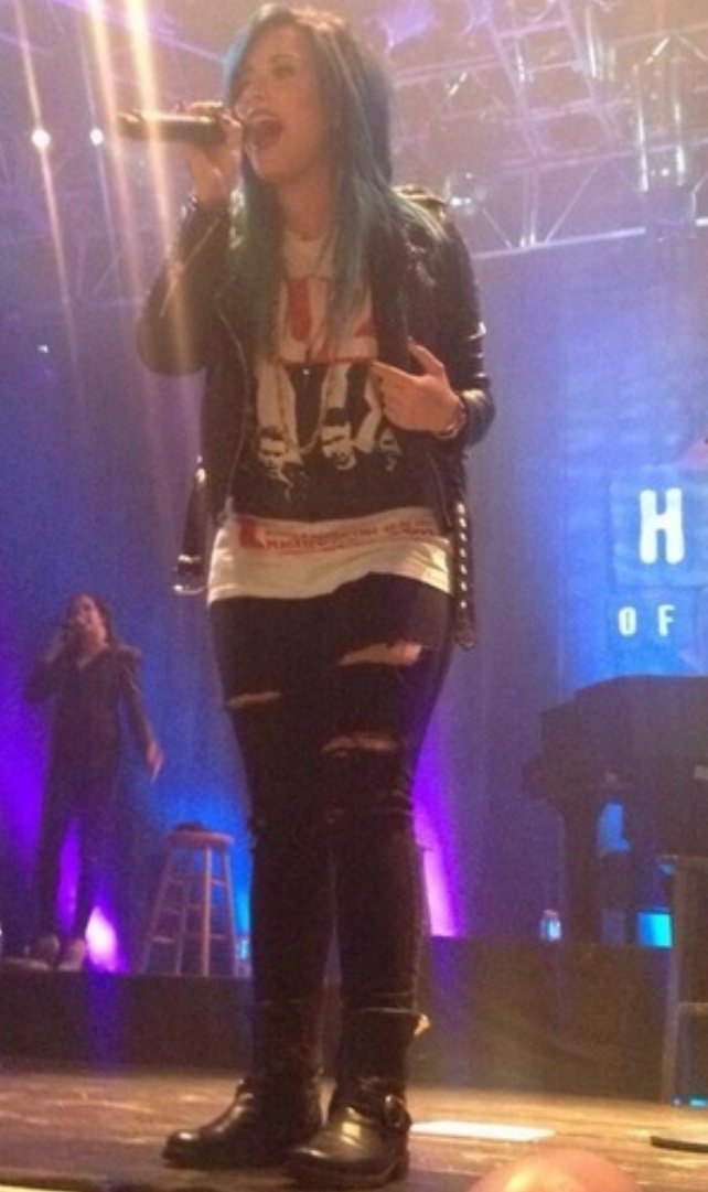 Demi Lovato House of Blues Concert, Demi Lovato Concert Vines, Demi Lovato Performs at House of Blues