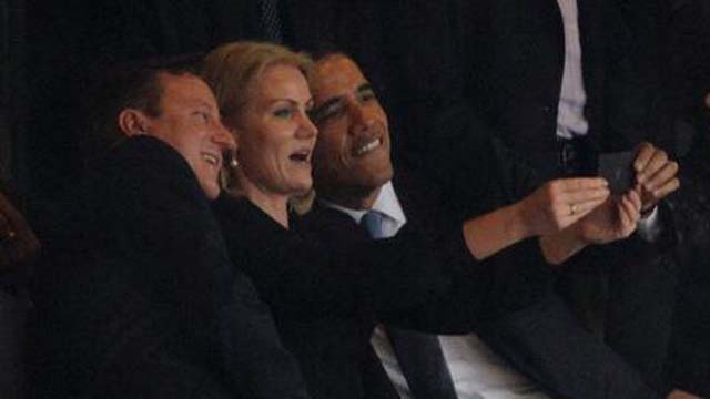 Barack Obama Selfie David Cameron Selfie Helle Thorning-Schmidt Nelson Mandela Memorial