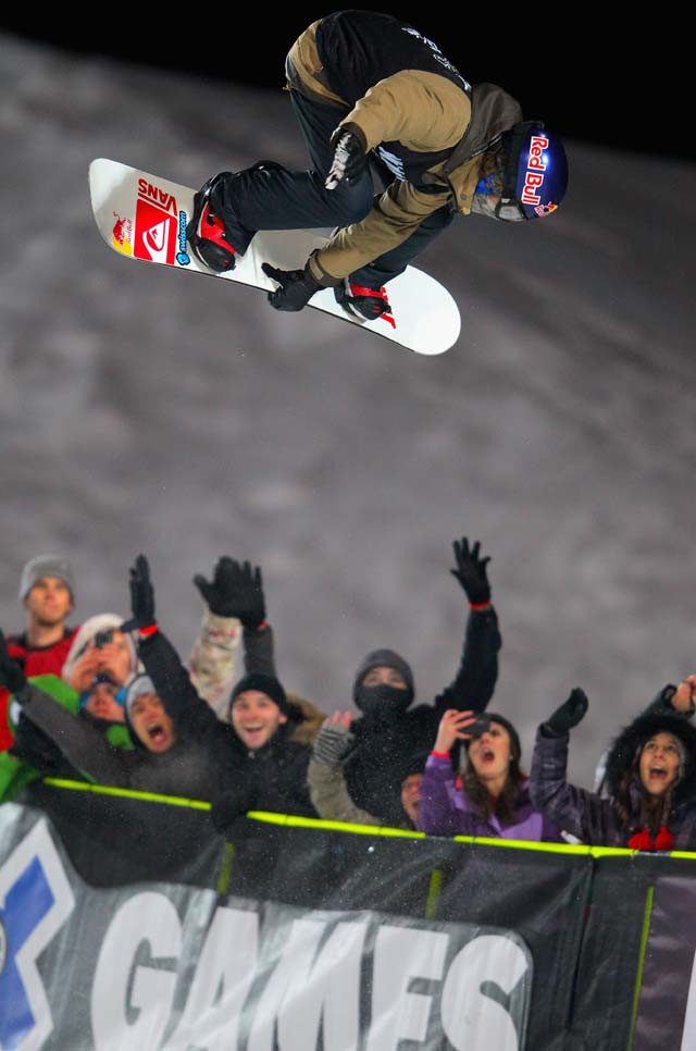 Iouri Podladtchikov, Yuri Podladtchikov Snowboarder Olympic Gold Medal Halfpip Sochi Team USA Shaun White Ipod