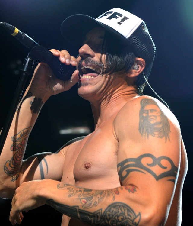 Anthony Kiedis Red Hot Chili Peppers, Superbowl Halftime Show, Bruno Mars, Halftime show