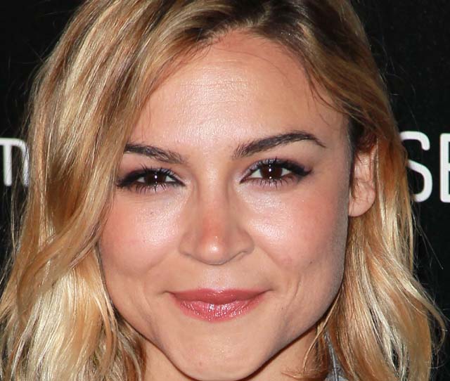 Samaire Armstrong, resurrection, Samaire Armstrong resurrection, Samaire Armstrong rehab, Samaire Armstrong boyfriend, Samaire Armstrong dating, Samaire Armstrong married