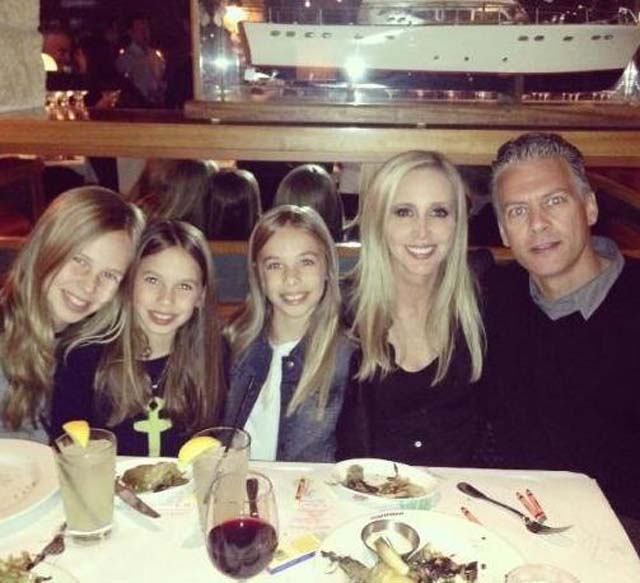 Shannon Beador Housewives of Orange County, Shannon Beador RHOC, Shannon Beador Real Housewives of Orange County, Shannon Beador Photos, Shannon Beador Pics, Shannon Beador Green, Shannon Beador Organic