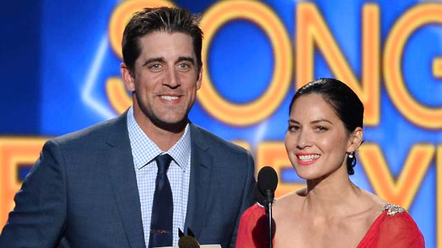 49th Annual Academy Of Country Music Awards, olivia munn and aaron rodgers, olivia munn boyfriend