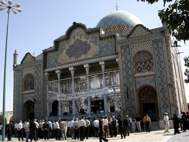 An example of the classic Iranian architecture in Qazvin. (Wikipedia)