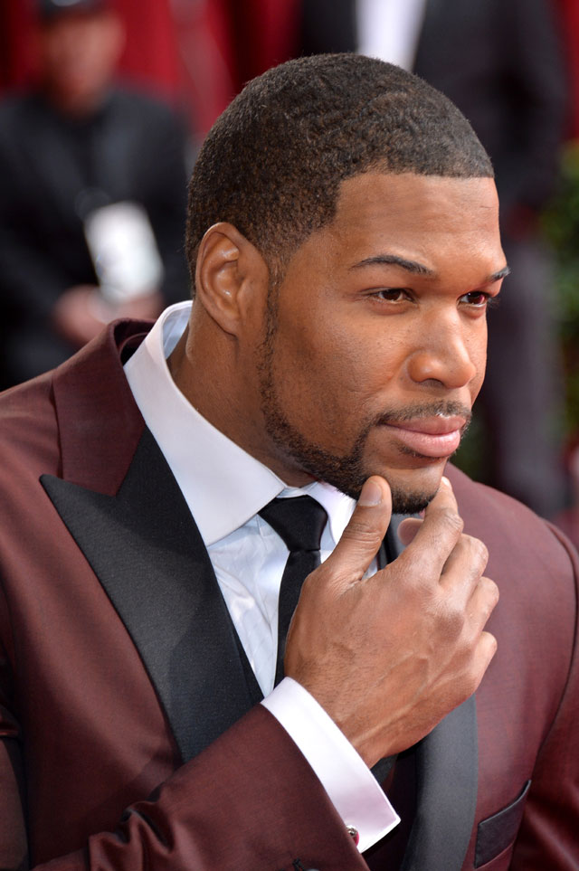 Michael Strahan threatened by homeless man, homeless man arrested threatened michael strahan