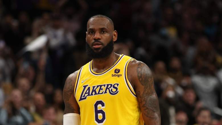 Lakers Star LeBron James Sends Strong Message to Anthony Davis