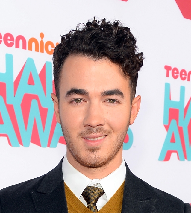 Kevin Jonas, Real Housewives of New Jersey: 5 Fast Facts | Heavy.com