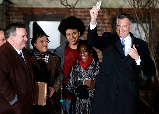 Bill de Blasio sworn in as New York Mayor