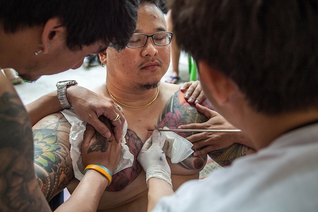 Sak Yant: Getting inked the ol' fashioned way in Thailand in 2023 | Bamboo  tattoo, Thai monk, Ancient art