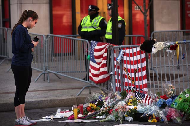 Boston Marathon, Boston Marathon bombings, street memorial