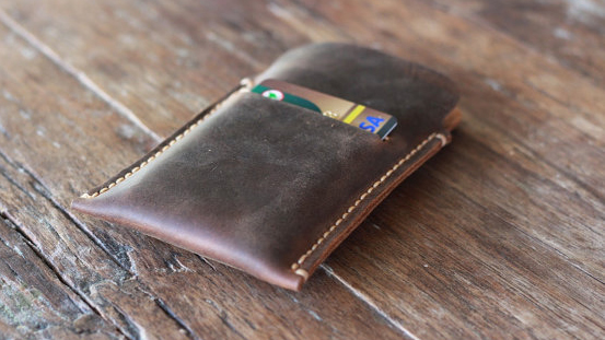 Top 10 Best iPhone 5 Wallet Cases on Etsy | Heavy.com