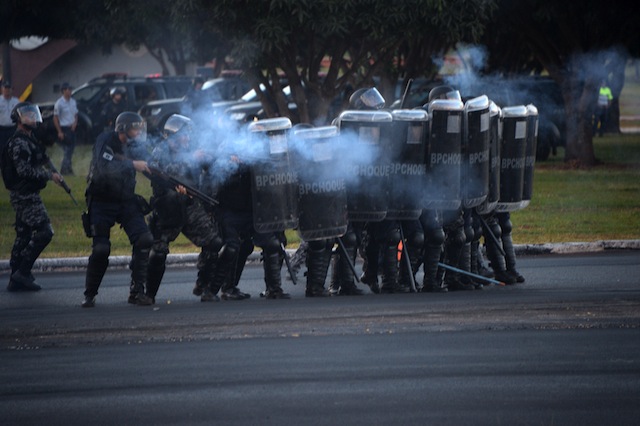 brazil riot police
