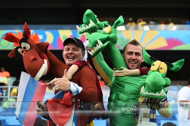 crazy russian fans world cup