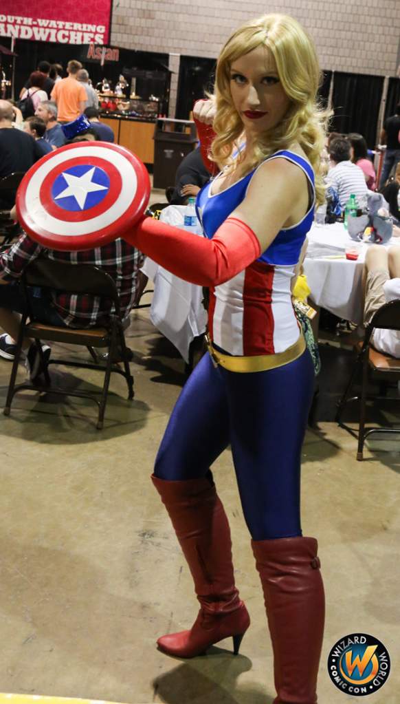 PHOTOS: The Hottest Cosplay of WW Comic Con 2014 (Atlanta) | Heavy.com ...