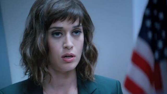 Lizzy Caplan 5 Fast Facts You Need To Know 