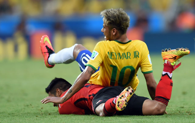 Neymar, Jose Vazquez, Brazill vs. Mexico