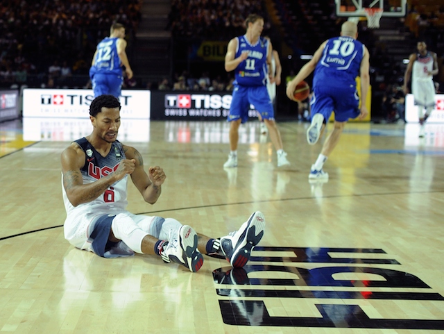 Derrick Rose sits on the court during a Team USA Game in 2014. (Getty)
