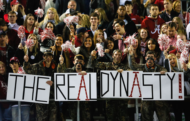 Fans de Alabama, estadio Bryant-Denny