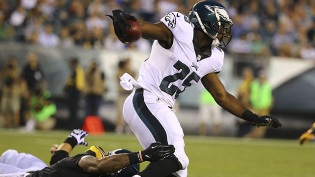 LeSean McCoy Thumb Injury: Eagles Star Leaves Game