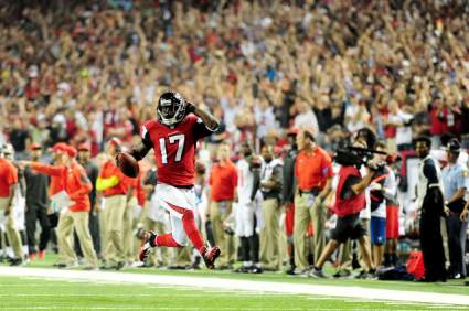 WATCH: Devin Hester Breaks Deion Sanders’ Record
