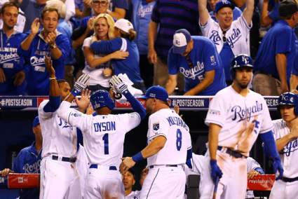 WATCH: Eric Hosmer Triples in 12th Inning of Royals-A’s