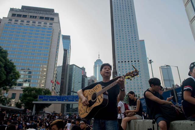 umbrella revolution, occupy central, hong kong, pictures