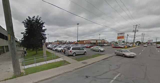 The soldiers were hit at this strip mall. (Google Street View)