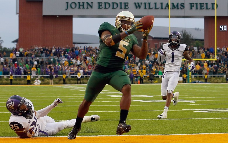 Baylor brings its high-flying offense into the Cotton Bowl to face Michigan State. (Getty)