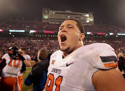 WATCH: Oklahoma State’s 300-Pound Ball Carrier