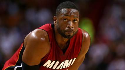 WATCH: Dwyane Wade Falls & Leaves Game With Left Leg Injury