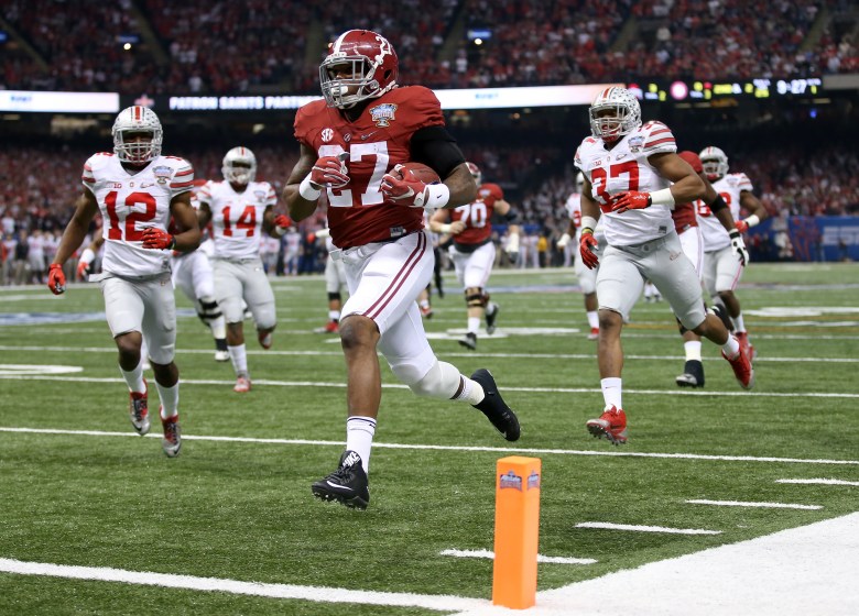 Derrick Henry scored the first TD of the Sugar Bowl on a 25-yard run. (Getty)