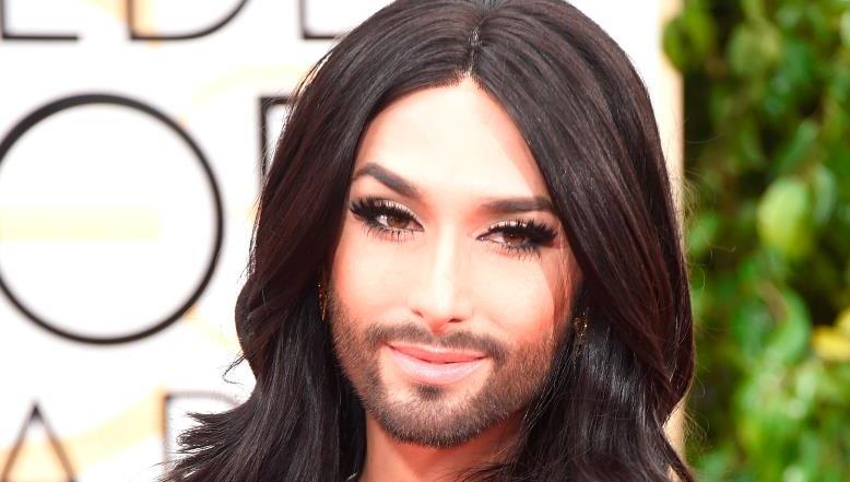 PHOTOS: Conchita Wurst’s Beard at 2015 Golden Globes Awards | Heavy.com ...