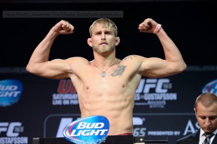 Watch UFC on FOX 14: Gustafsson vs. Johnson Official Weigh-Ins Live
