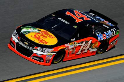 WATCH: Tony Stewart Hits The Wall at Daytona 500